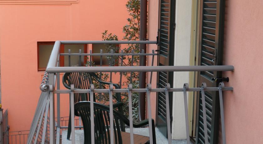 Casa Vacanze Touring Verbania Kültér fotó