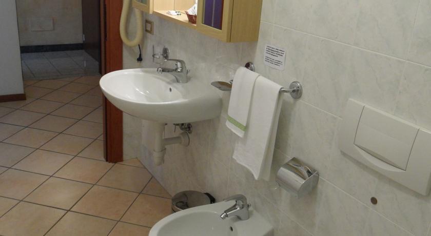 Casa Vacanze Touring Verbania Kültér fotó
