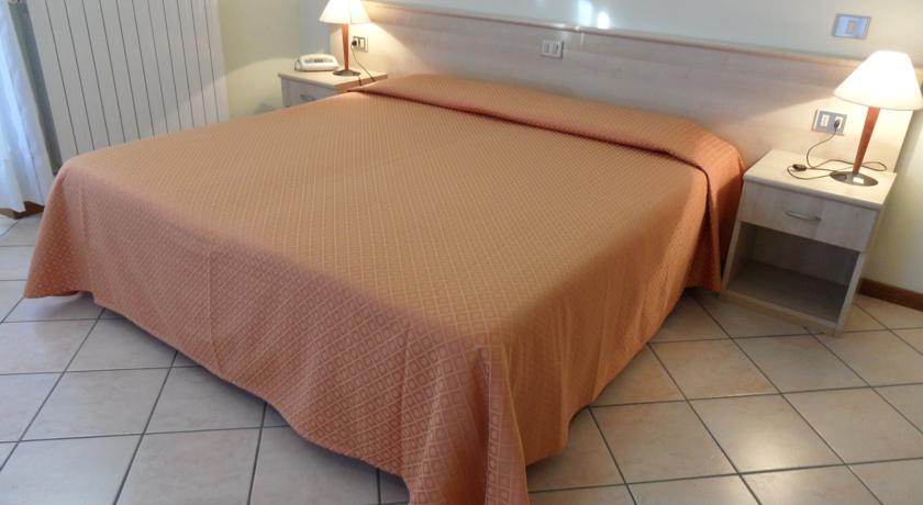 Casa Vacanze Touring Verbania Kültér fotó